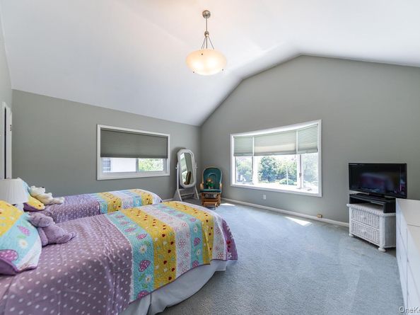 257 E Olive Street, Long Beach NY 11561