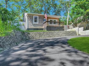2 Setauket Trail, Ridge NY 11961