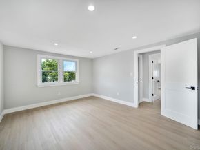 18 Mist Lane, Westbury NY 11590