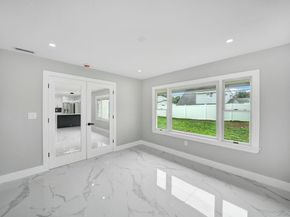 18 Mist Lane, Westbury NY 11590