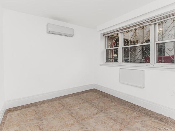 661 Sagamore Street, Bronx NY 10462