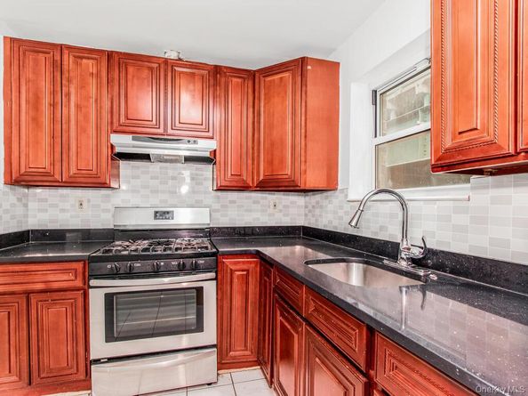 661 Sagamore Street, Bronx NY 10462