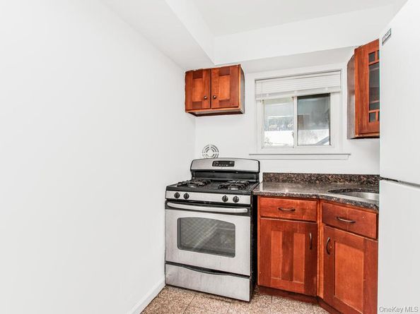 661 Sagamore Street, Bronx NY 10462