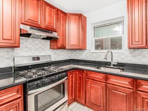 661 Sagamore Street, Bronx NY 10462