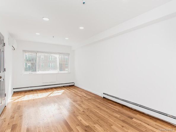 661 Sagamore Street, Bronx NY 10462