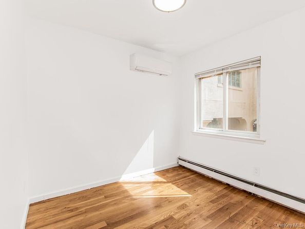 661 Sagamore Street, Bronx NY 10462
