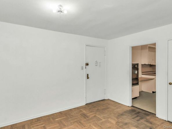 138-20 31 Road 1C, Flushing NY 11354