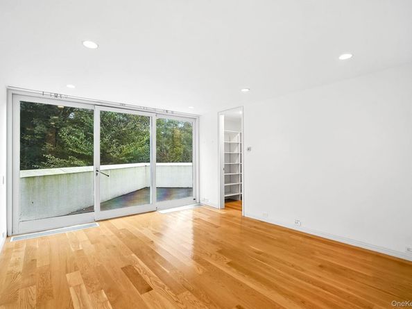 20 Bessel Lane, Chappaqua NY 10514