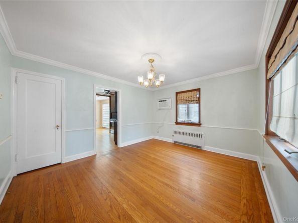 47-69 195th Street, Flushing NY 11358