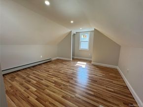 19445 Murdock Avenue, Saint Albans NY 11412