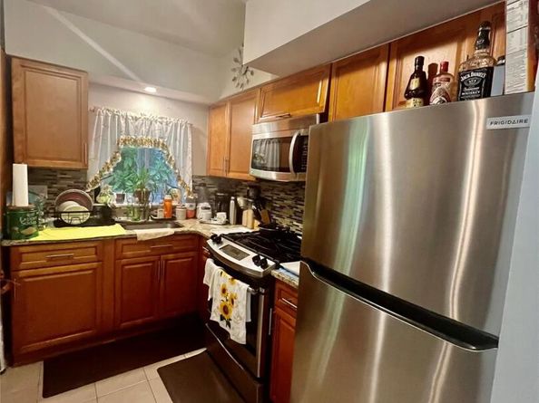 2525 Hone Avenue, Bronx NY 10469