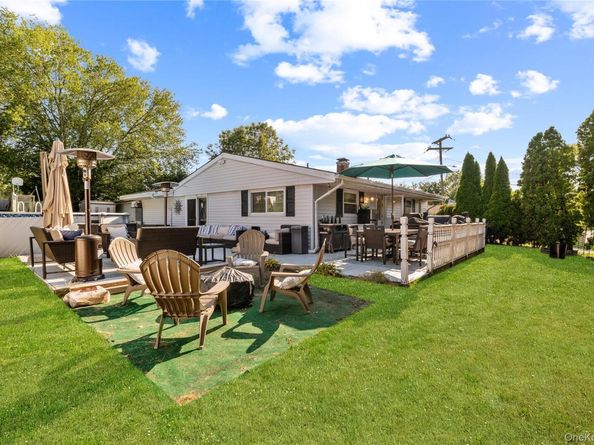 1 Debbie Lane, Patchogue NY 11772