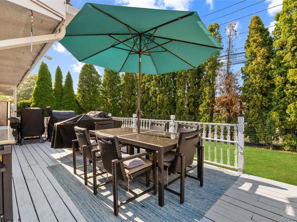 1 Debbie Lane, Patchogue NY 11772