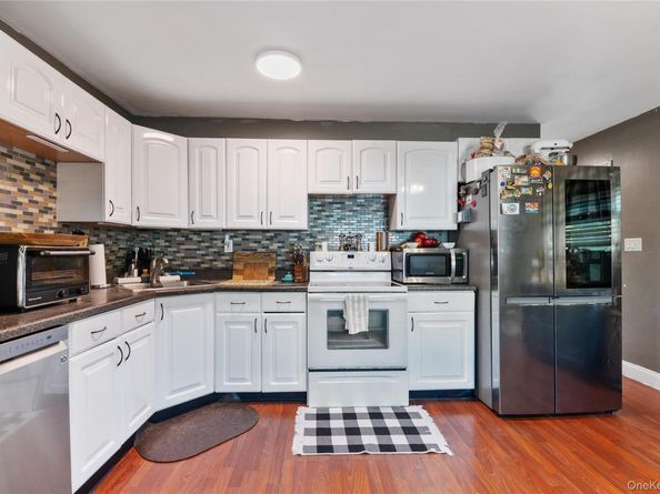 1 Debbie Lane, Patchogue NY 11772