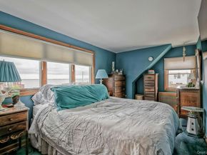 2 Bayview Avenue E, Lindenhurst NY 11757