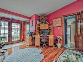 2 Bayview Avenue E, Lindenhurst NY 11757