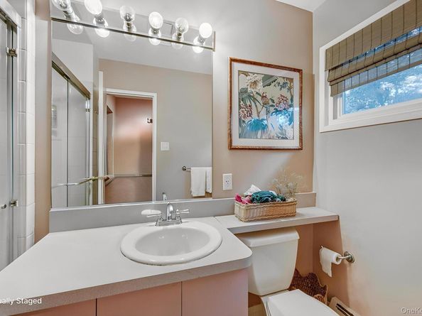 16 Delmar Lane, Commack NY 11725