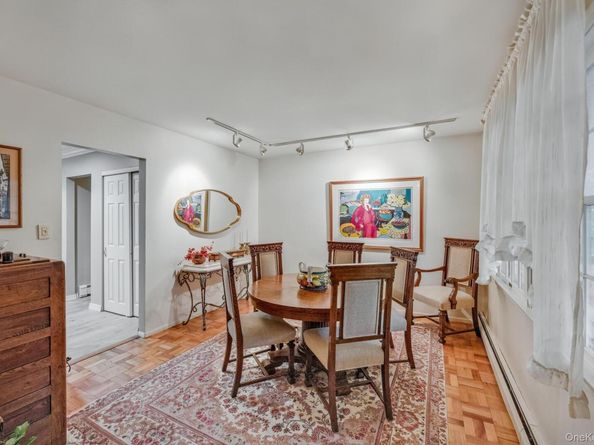 16 Delmar Lane, Commack NY 11725