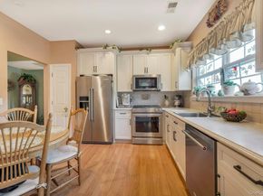 537 Highland Court, Moriches NY 11955