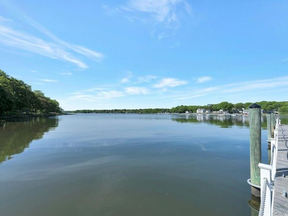 537 Highland Court, Moriches NY 11955