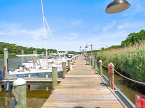 537 Highland Court, Moriches NY 11955