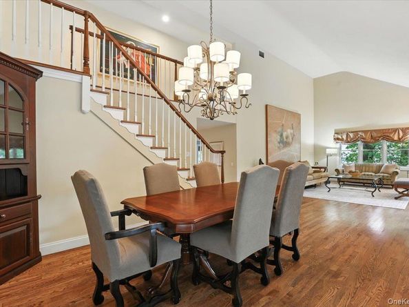61 Lincoln Road, Scarsdale NY 10583