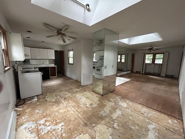 277 Prince Road, Rocky Point NY 11778