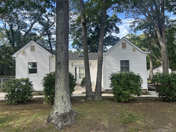 277 Prince Road, Rocky Point NY 11778