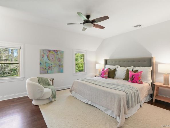 9 Oregon Road, Bedford Corners NY 10549