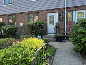 68-57 Bell Blvd 6857, Oakland Gardens NY 11364
