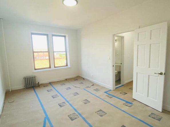 61-09 39 Avenue J5, Woodside NY 11377