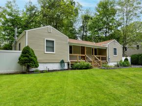 238 Locust Drive, Rocky Point NY 11778