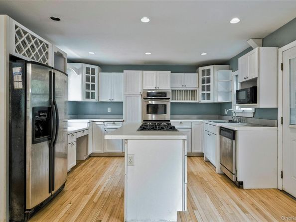 238 Locust Drive, Rocky Point NY 11778