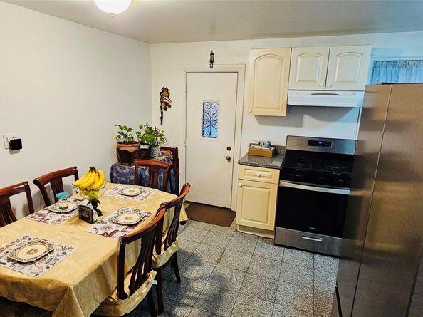 6728 Forest Avenue, Ridgewood NY 11385