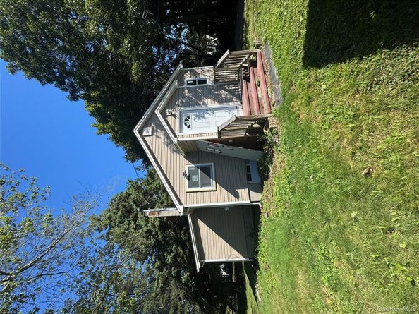 231 Elm Road W, Mastic Beach NY 11951