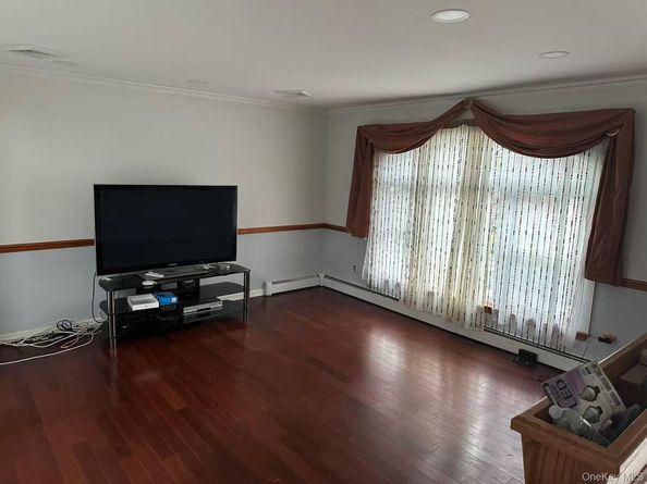 173 Davenport Street, Lindenhurst NY 11757