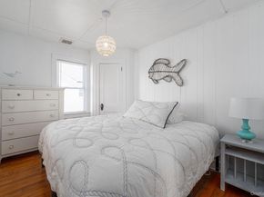 1400 Peconic Bay Boulevard, Jamesport NY 11947