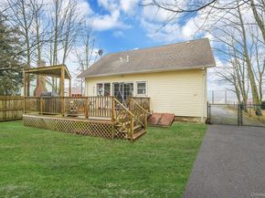 14 Tuttle Avenue, Eastport NY 11941