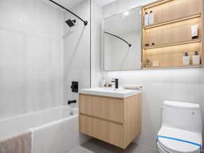 35-30 146 Street 704, Flushing NY 11354