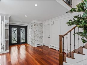 80 Knolls Drive N, Manhasset Hills NY 11040