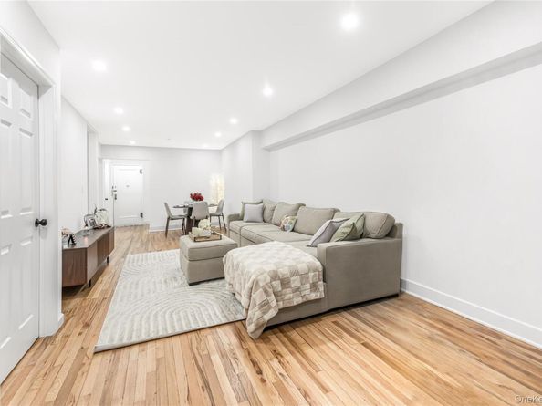 525 W 235th Street 3F, Bronx NY 10463