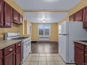 43-25 Douglaston Parkway 6K, Douglaston NY 11363