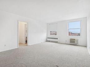 120 Horton Highway 12D, Mineola NY 11501