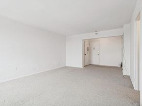 120 Horton Highway 12D, Mineola NY 11501