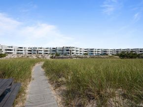 260 Dune 101G, Westhampton Beach NY 11978
