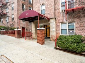67-25 Clyde Street 3M, Forest Hills NY 11375