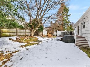 15 Meadow Place, Rye NY 10580