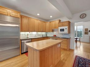 8 Justine Court, Briarcliff Manor NY 10510