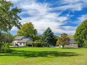 3275 Skunk Lane, Cutchogue NY 11935