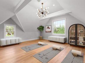 50 South Drive, Manhasset NY 11030